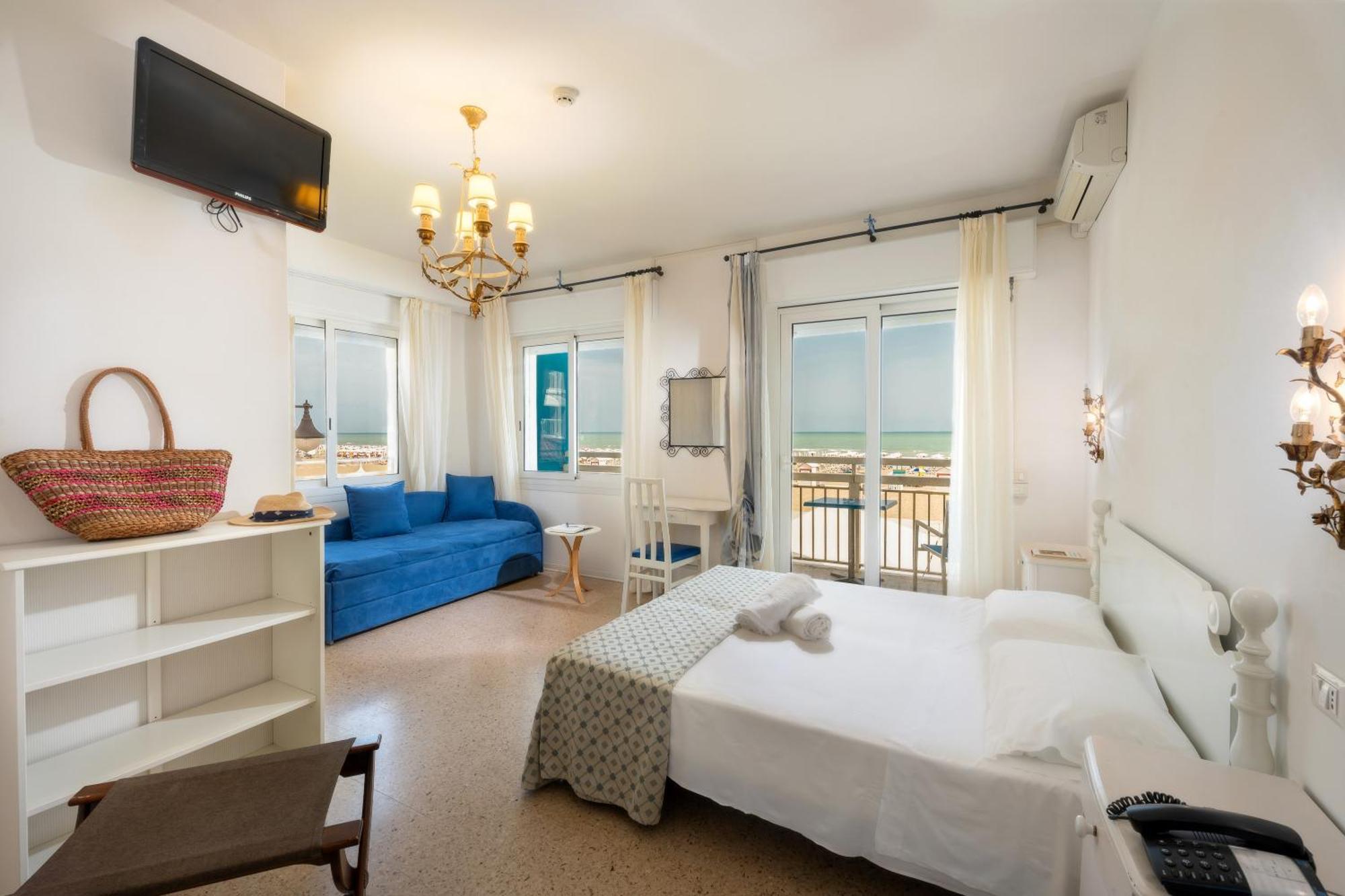 Hotel Tizian Beach Caorle Extérieur photo