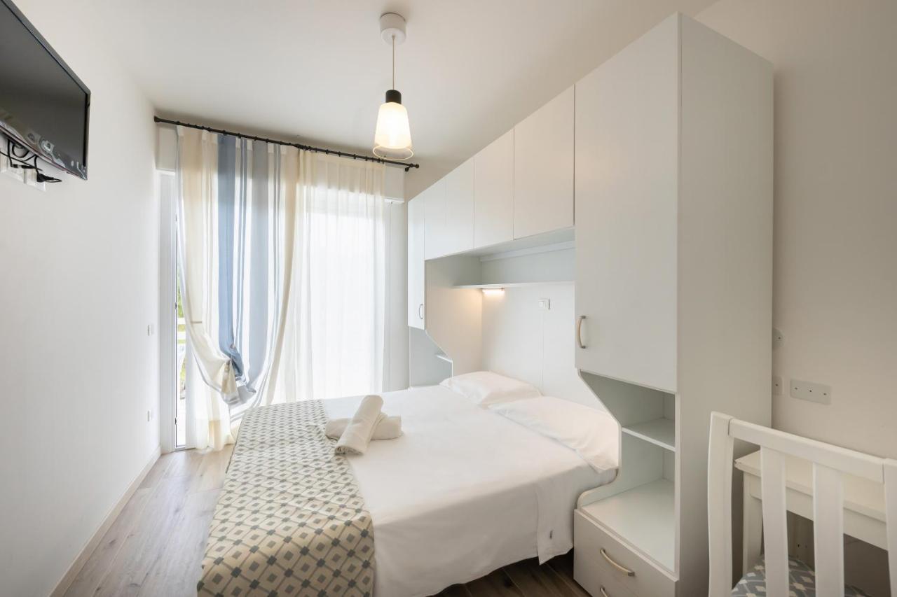 Hotel Tizian Beach Caorle Extérieur photo